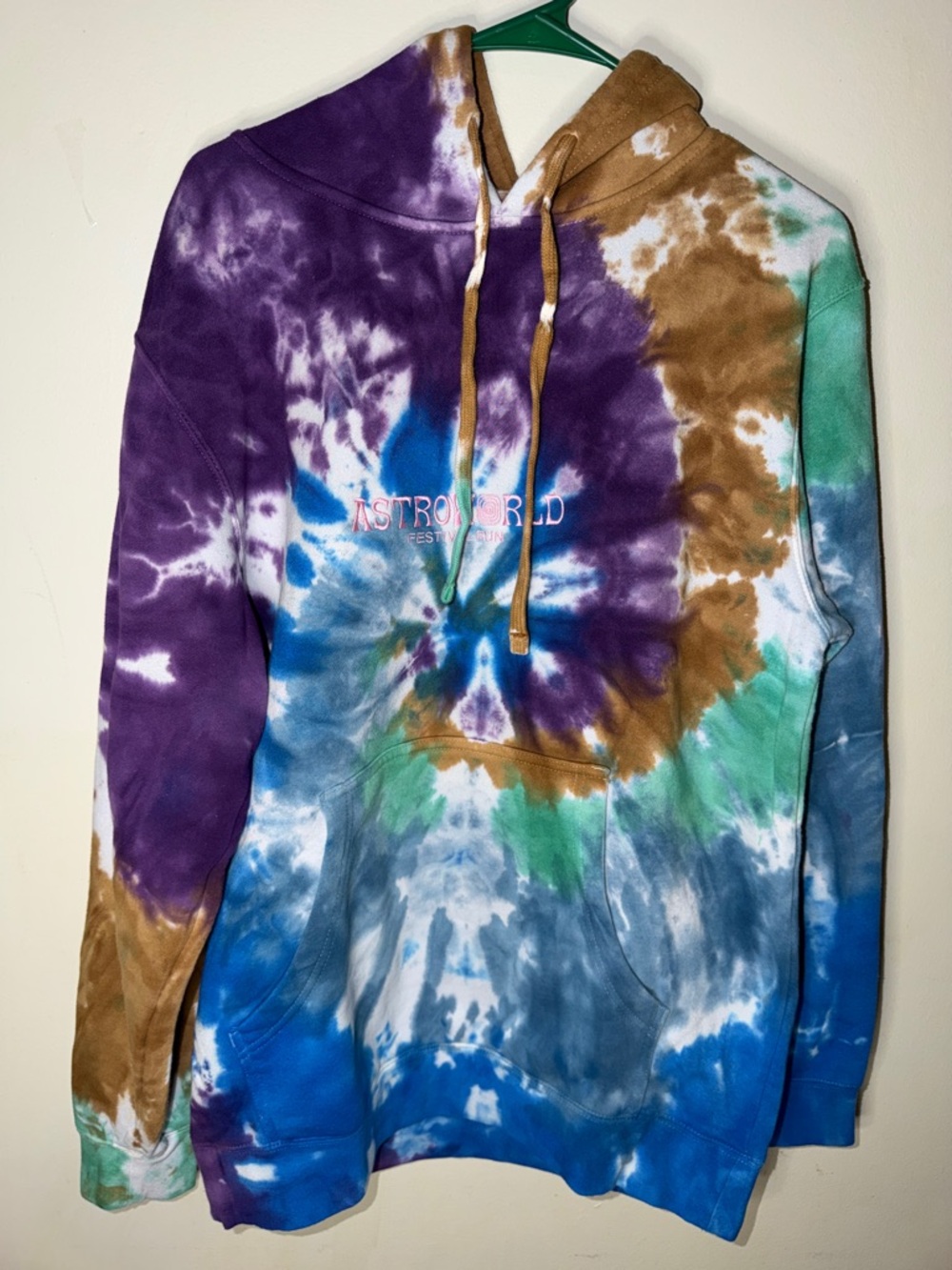 Astroworld Brand New Men’s Medium Tie-Dye Pullover Hoodie - Picture 2 of 10